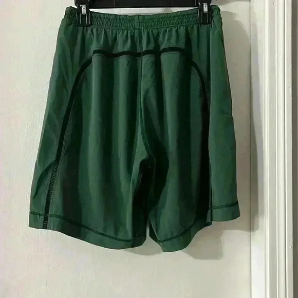 Lululemon Mens Lined Pace Breaker Short Size M Green - Picture 1 of 7